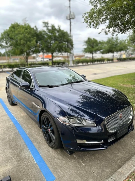 2016 Jaguar X351 XJ - Image 2 of 16