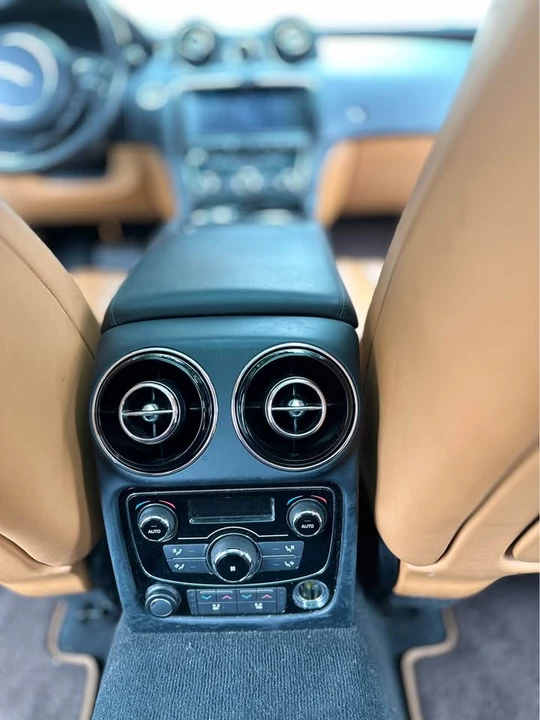 2016 Jaguar X351 XJ - Image 10 of 16