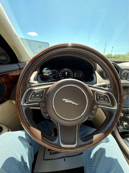 2016 Jaguar X351 XJ - Image 15 of 19
