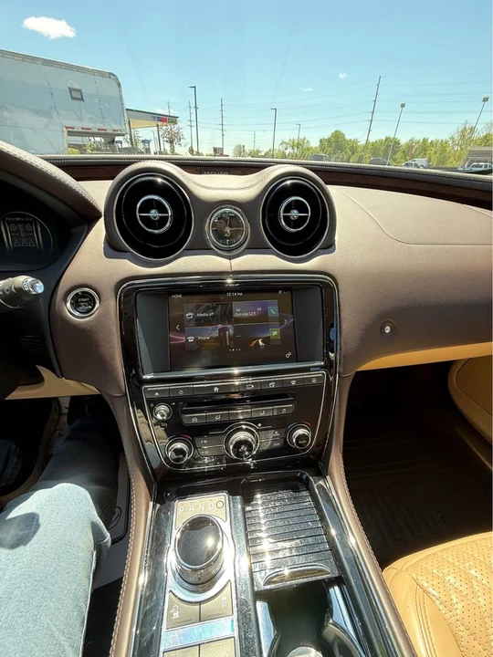 2016 Jaguar X351 XJ - Image 17 of 19