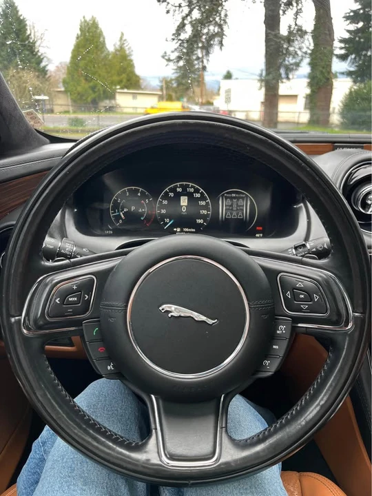 2016 Jaguar X351 XJ - Image 18 of 20