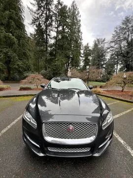 2016 Jaguar XJL Portfolio Sedan