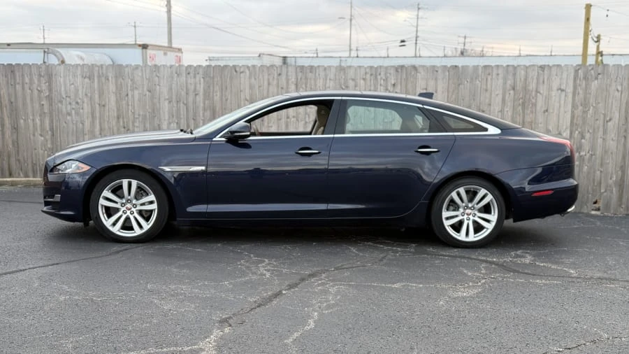 2016 Jaguar X351 XJ - Image 6 of 11