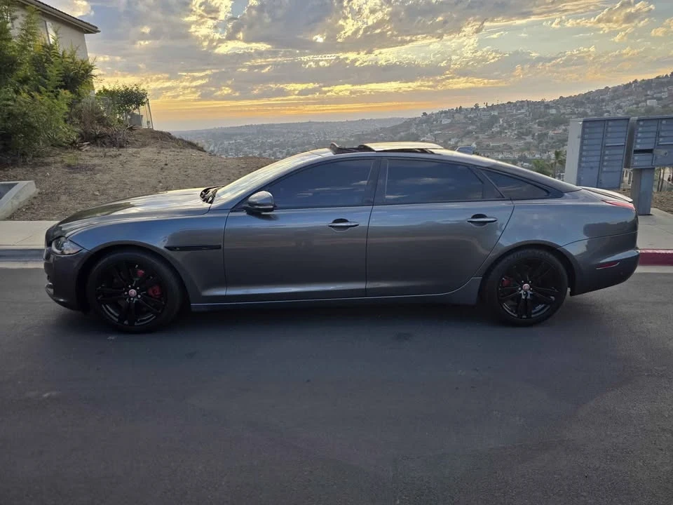 2016 Jaguar X351 XJ - Image 4 of 20