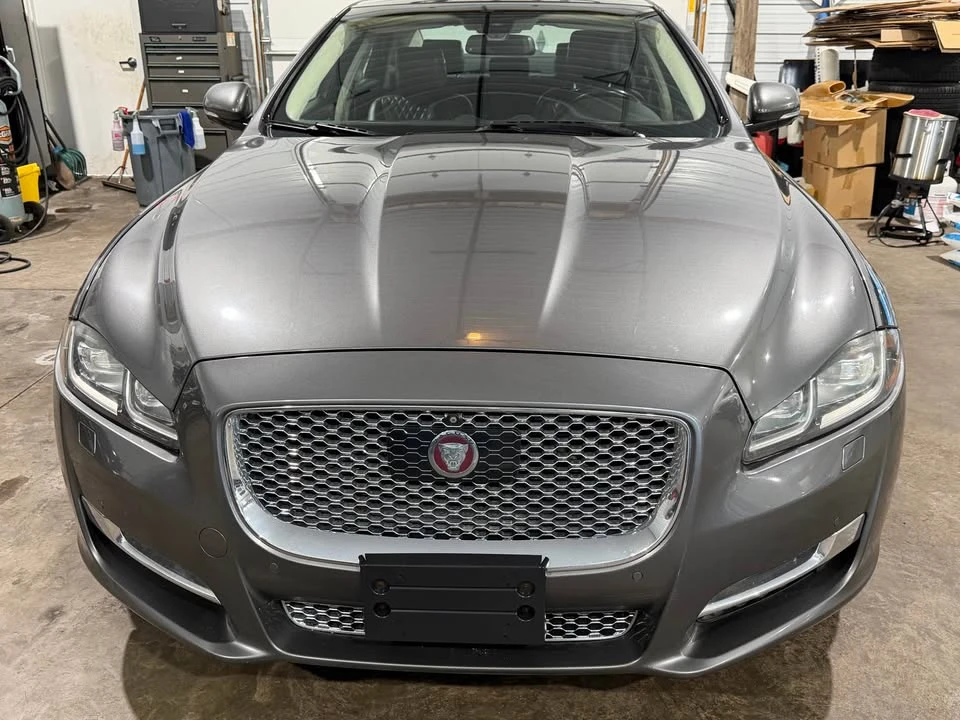 2016 Jaguar XE - Image 2 of 20