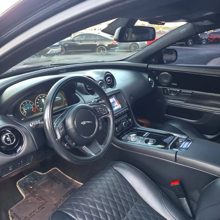 2016 Jaguar X351 XJ - Image 9 of 20