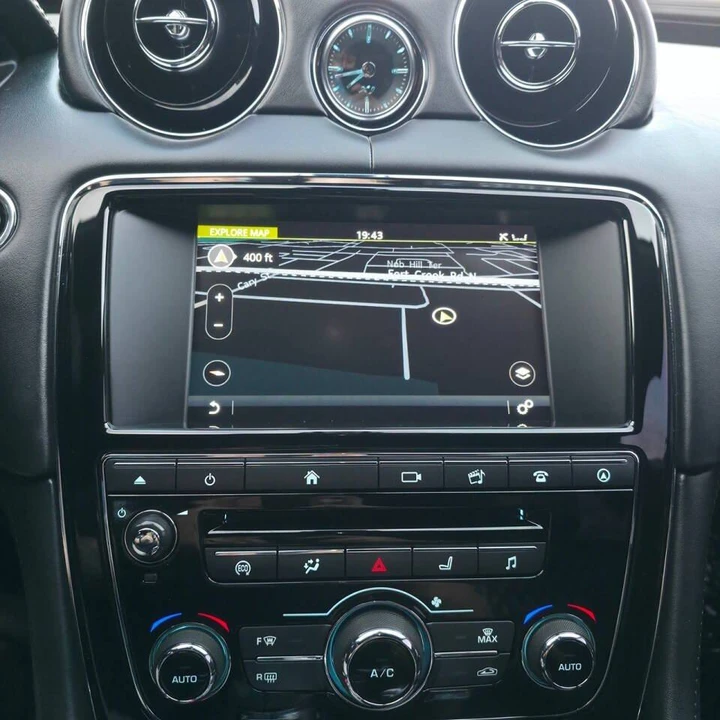2016 Jaguar X351 XJ - Image 14 of 20