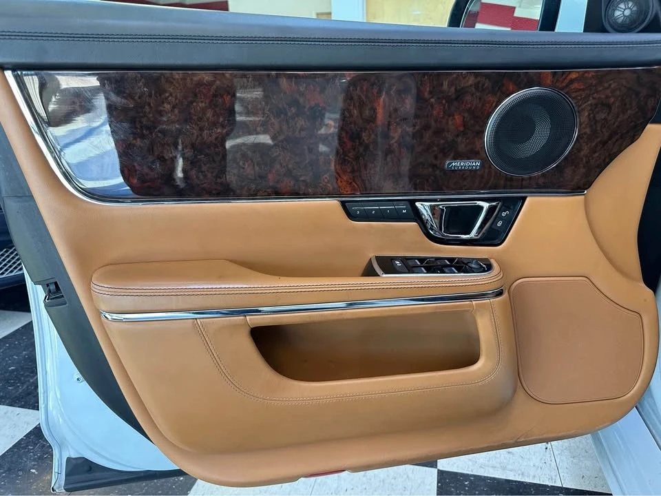 2016 Jaguar X351 XJ - Image 6 of 18
