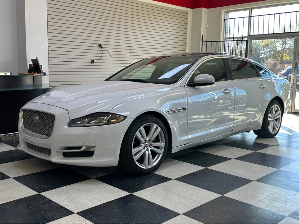 2016 Jaguar X351 XJ - Image 2 of 18