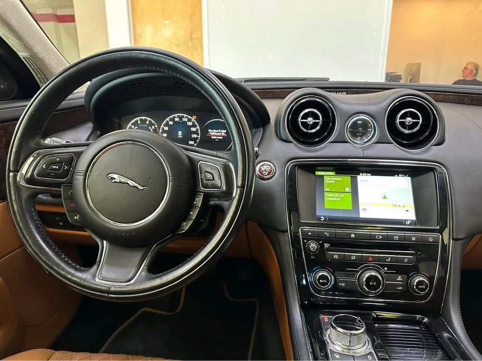 2016 Jaguar X351 XJ - Image 14 of 18