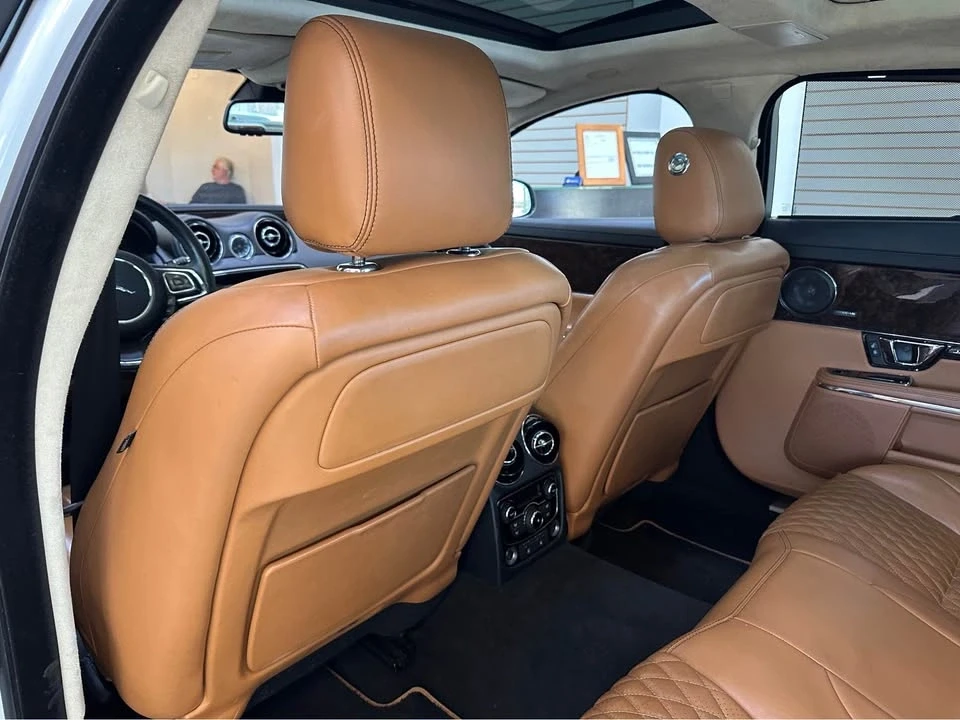 2016 Jaguar X351 XJ - Image 10 of 18