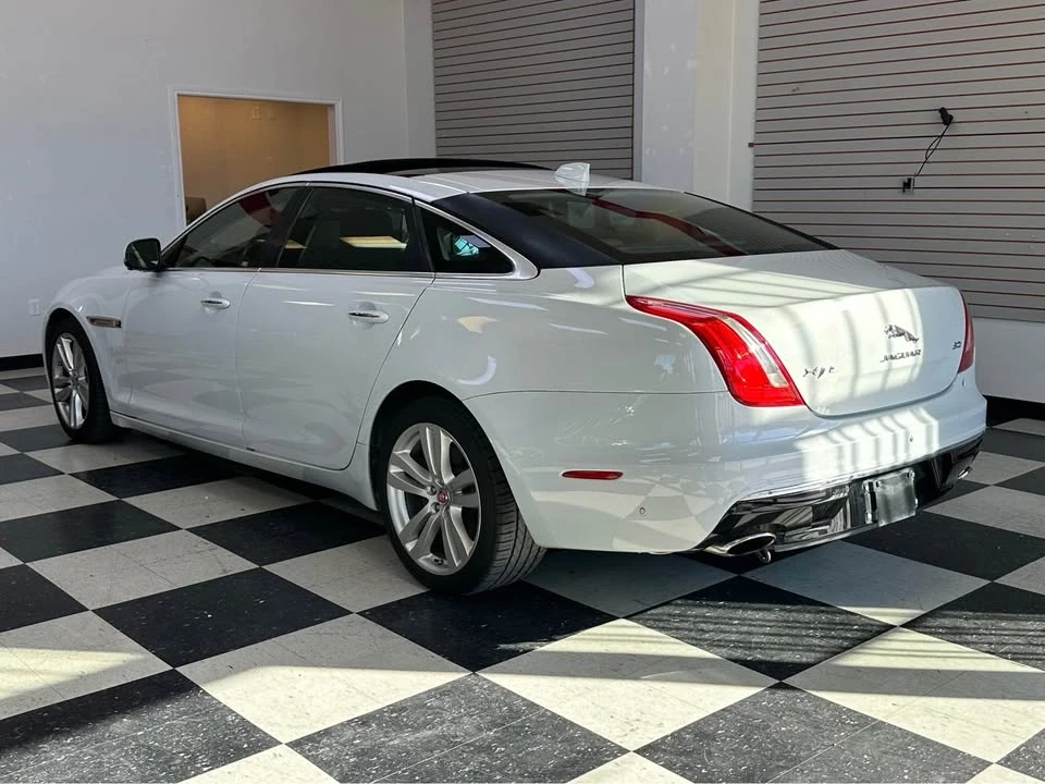 2016 Jaguar X351 XJ - Image 4 of 18