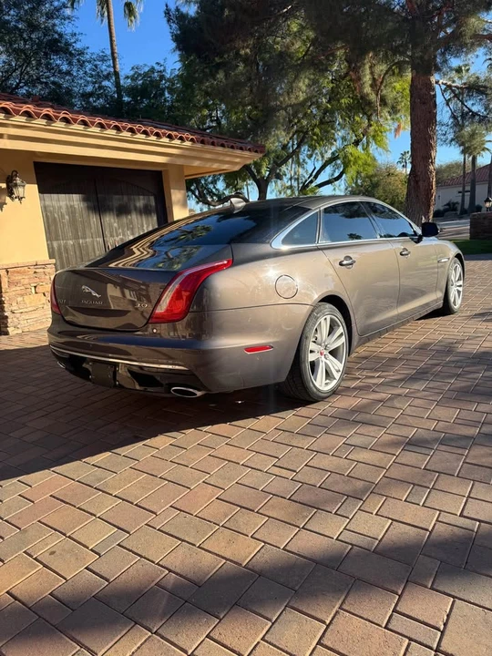 2016 Jaguar X351 XJ - Image 5 of 20