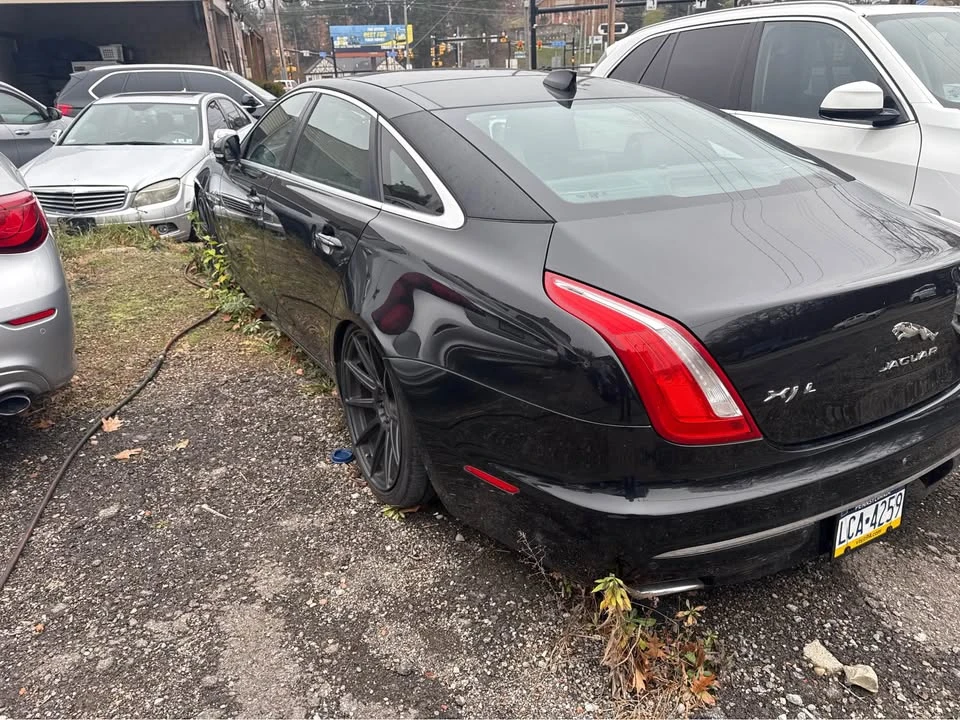 2016 Jaguar X351 XJ - Image 2 of 5
