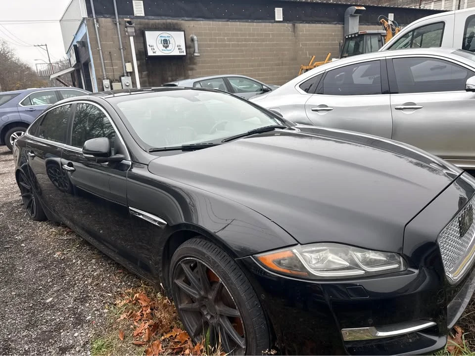 2016 Jaguar X351 XJ - Image 3 of 5