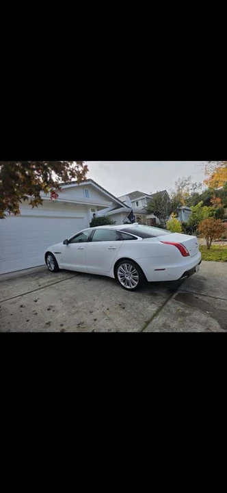 2016 Jaguar X351 XJ - Image 3 of 7