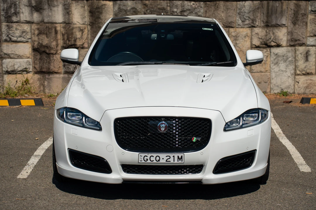 2016 Jaguar X351 XJR - Image 10 of 31