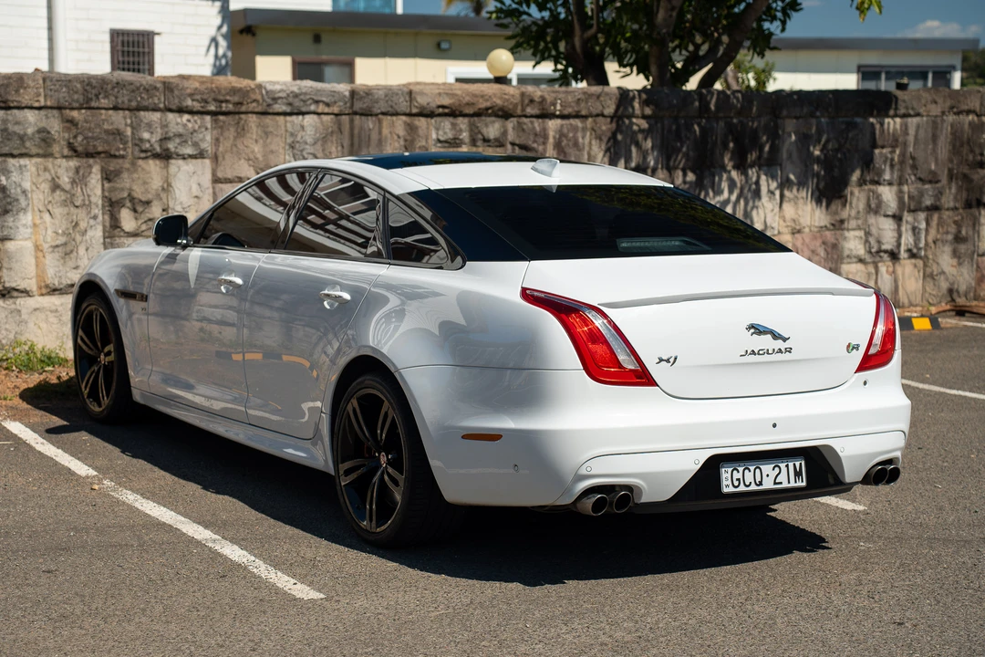 2016 Jaguar X351 XJR - Image 13 of 31