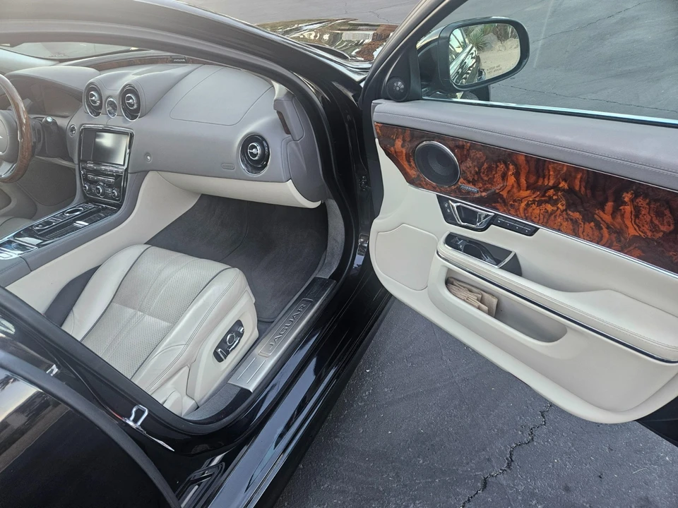 2016 Jaguar X351 XJR - Image 21 of 25