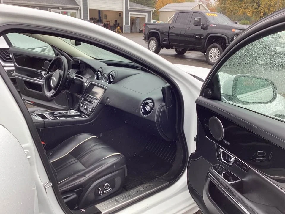 2016 Jaguar X351 XJR - Image 7 of 8