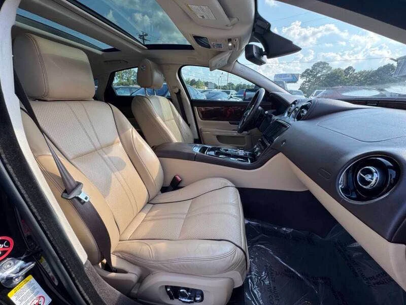 2016 Jaguar X351 XJR - Image 9 of 19