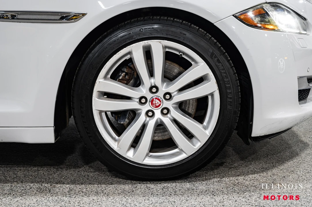 2016 Jaguar X351 XJ - Image 12 of 21