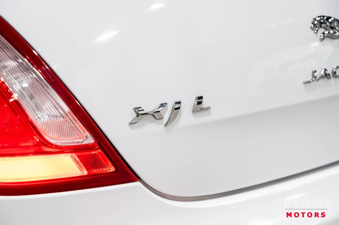 2016 Jaguar X351 XJ - Image 15 of 21