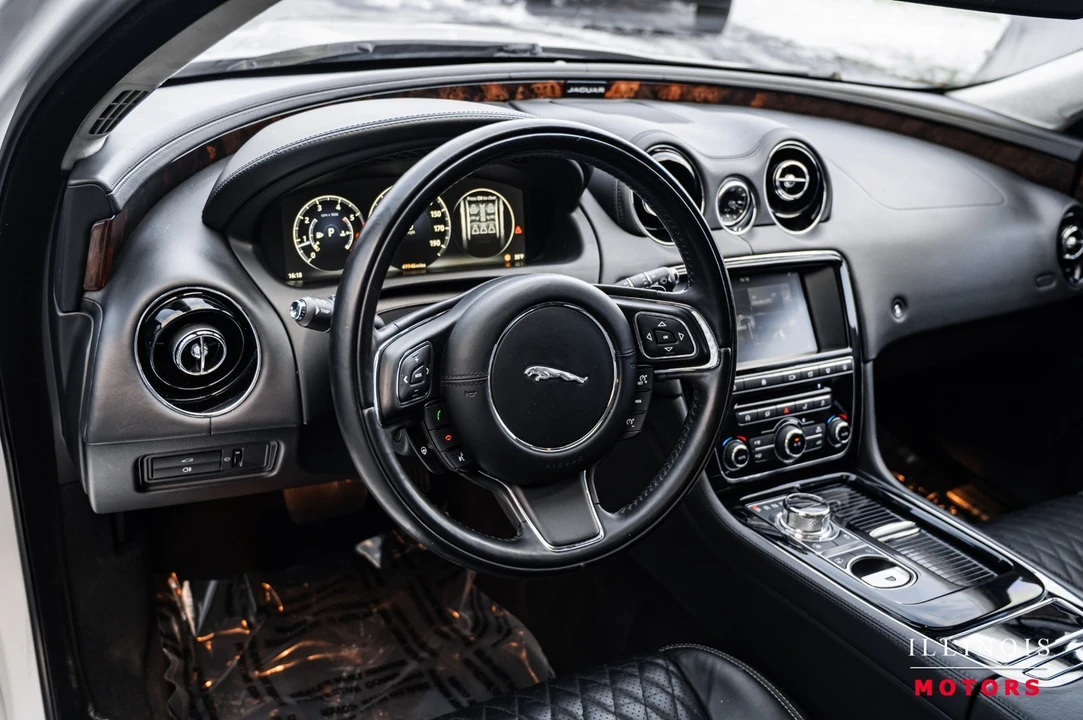 2016 Jaguar X351 XJ - Image 20 of 21