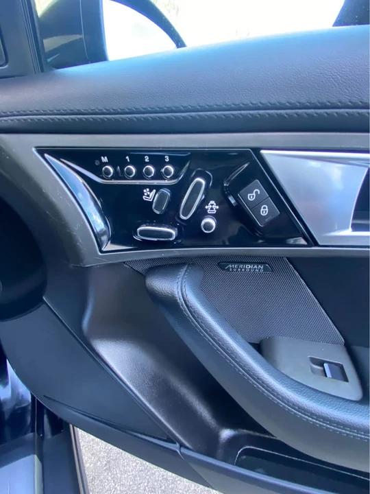 2016 Jaguar F-Type 1st Gen - Image 7 of 10