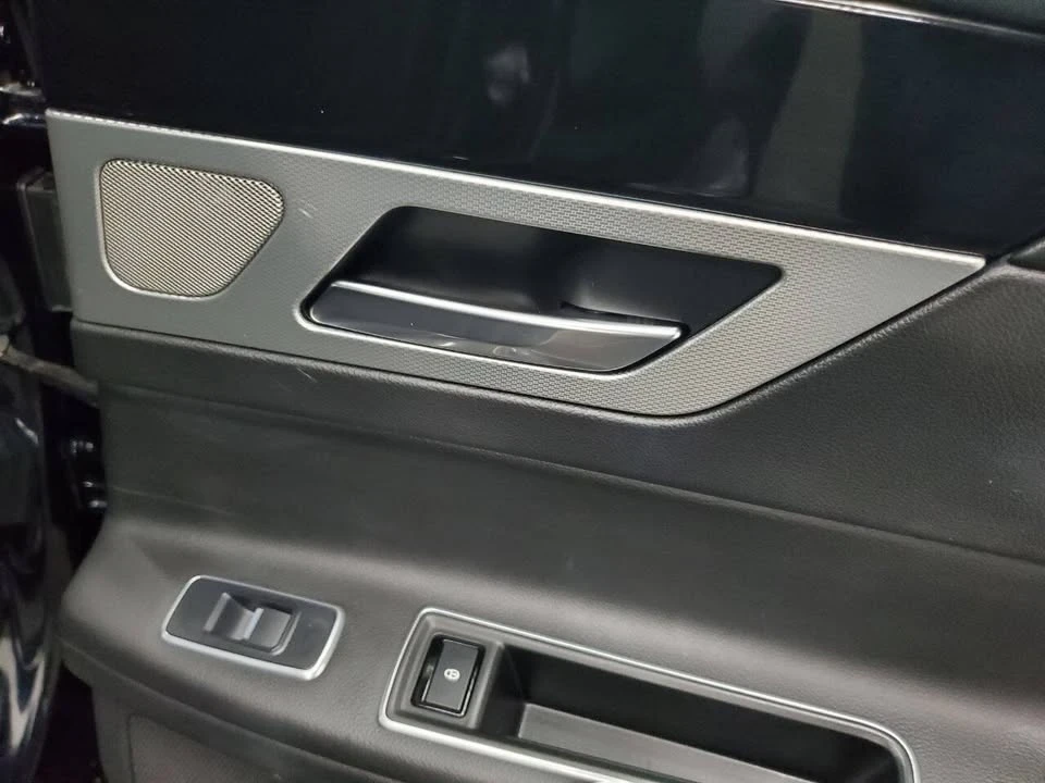 2016 Jaguar X260 XF - Image 18 of 20