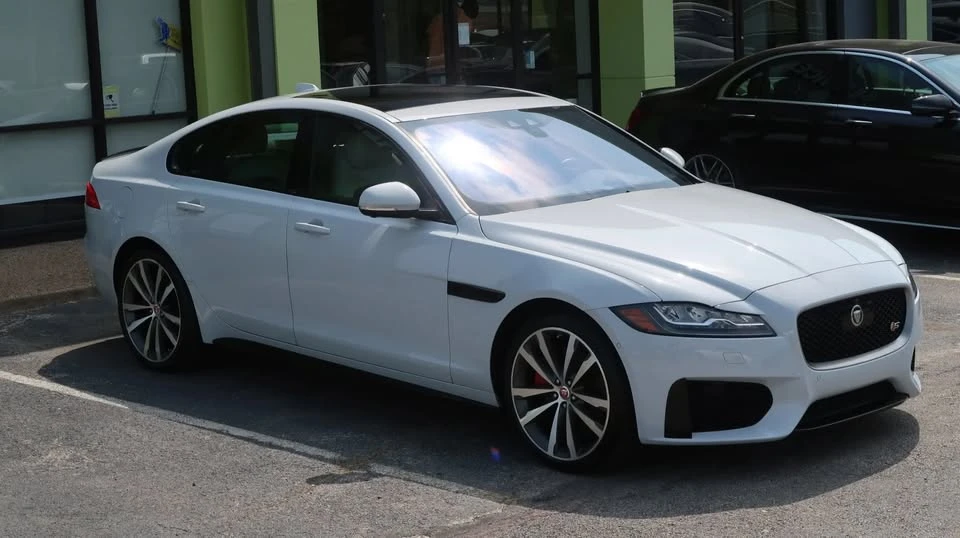 2016 Jaguar X260 XF - Image 5 of 13