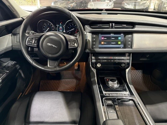 2016 Jaguar X260 XF - Image 18 of 20