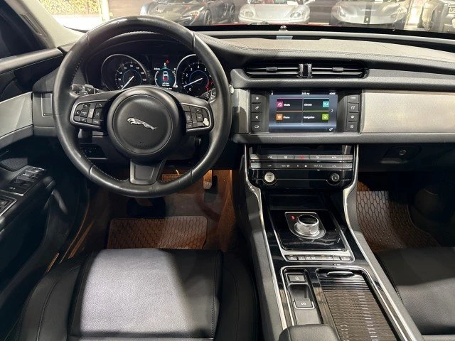2016 Jaguar X260 XF - Image 18 of 20