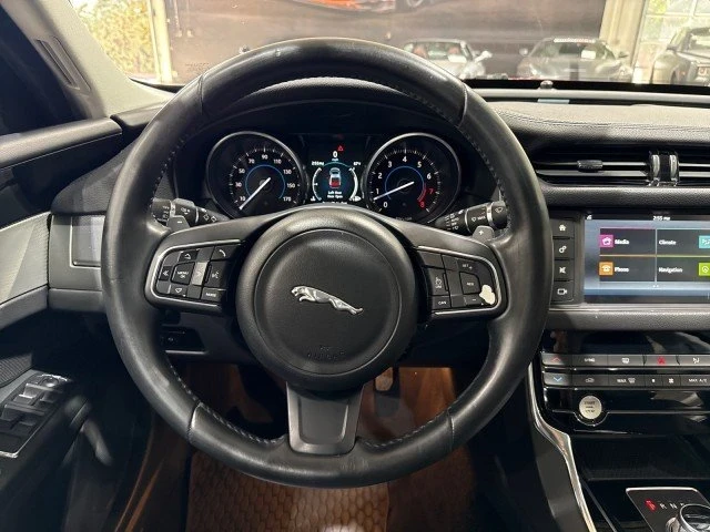 2016 Jaguar X260 XF - Image 19 of 20