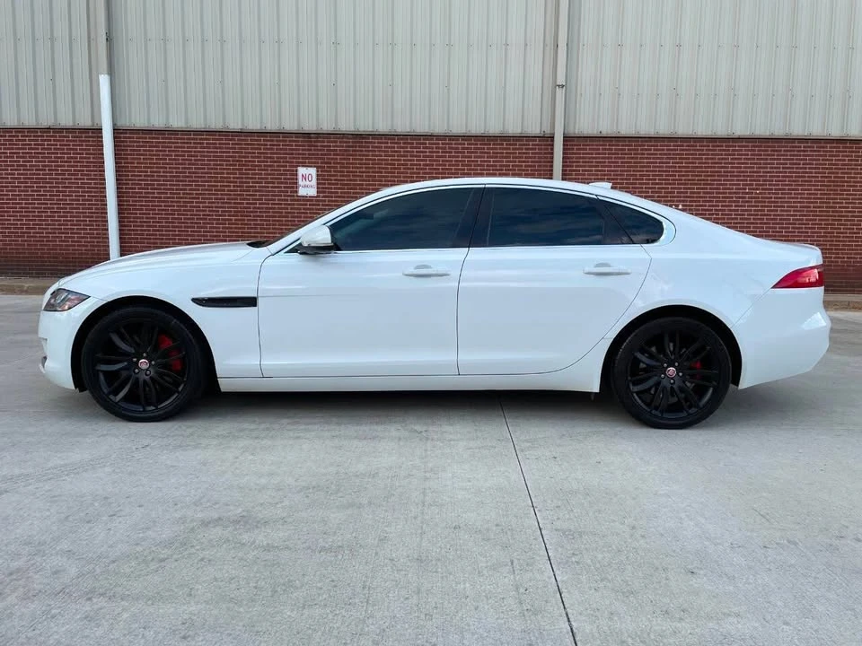2016 Jaguar X260 XF - Image 9 of 20