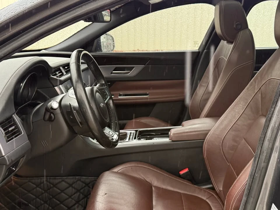 2016 Jaguar X260 XF - Image 16 of 20