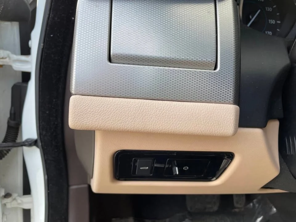2016 Jaguar X260 XF - Image 13 of 20