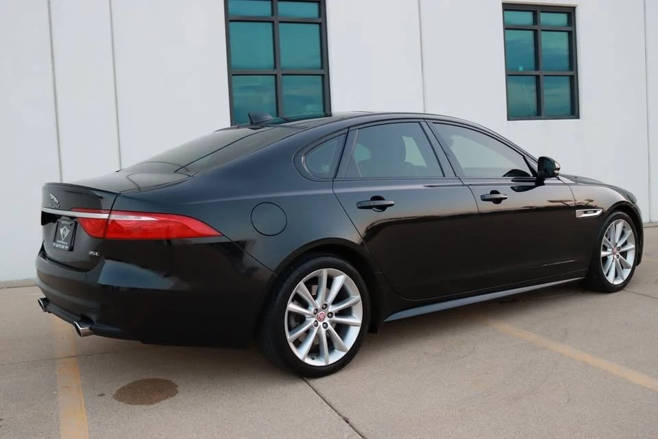 2016 Jaguar X260 XF - Image 14 of 20