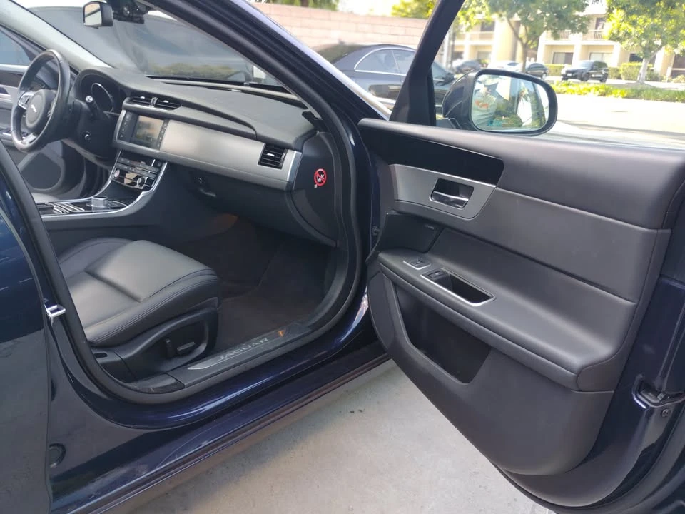 2016 Jaguar X260 XF - Image 11 of 15