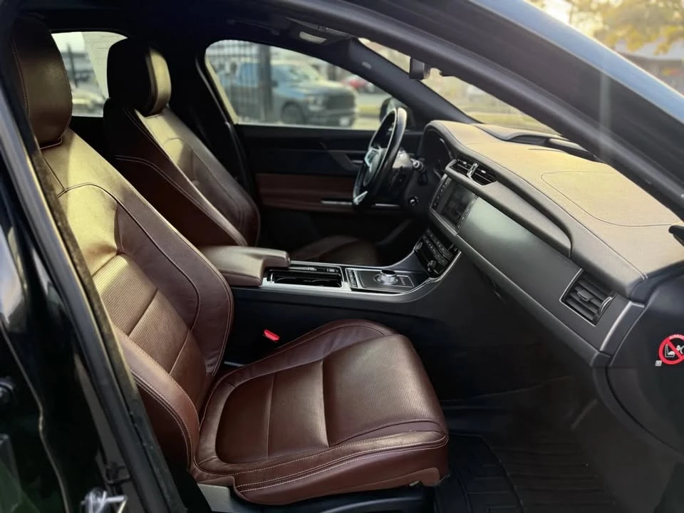 2016 Jaguar X260 XF - Image 11 of 19