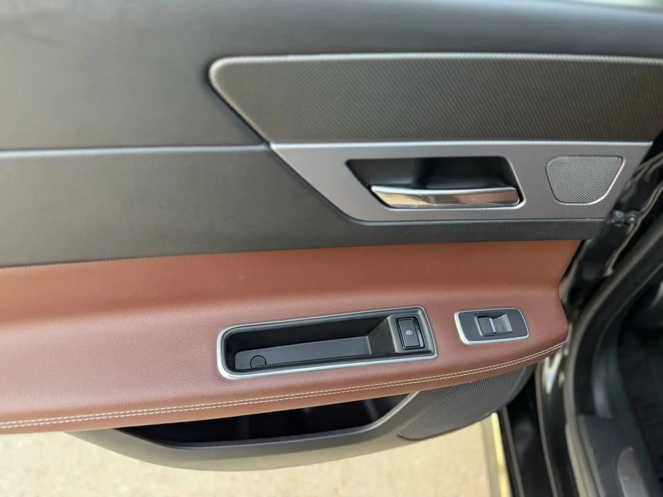 2016 Jaguar X260 XF - Image 18 of 19