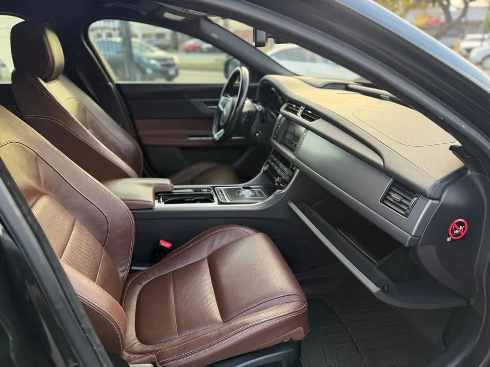 2016 Jaguar X260 XF - Image 12 of 19