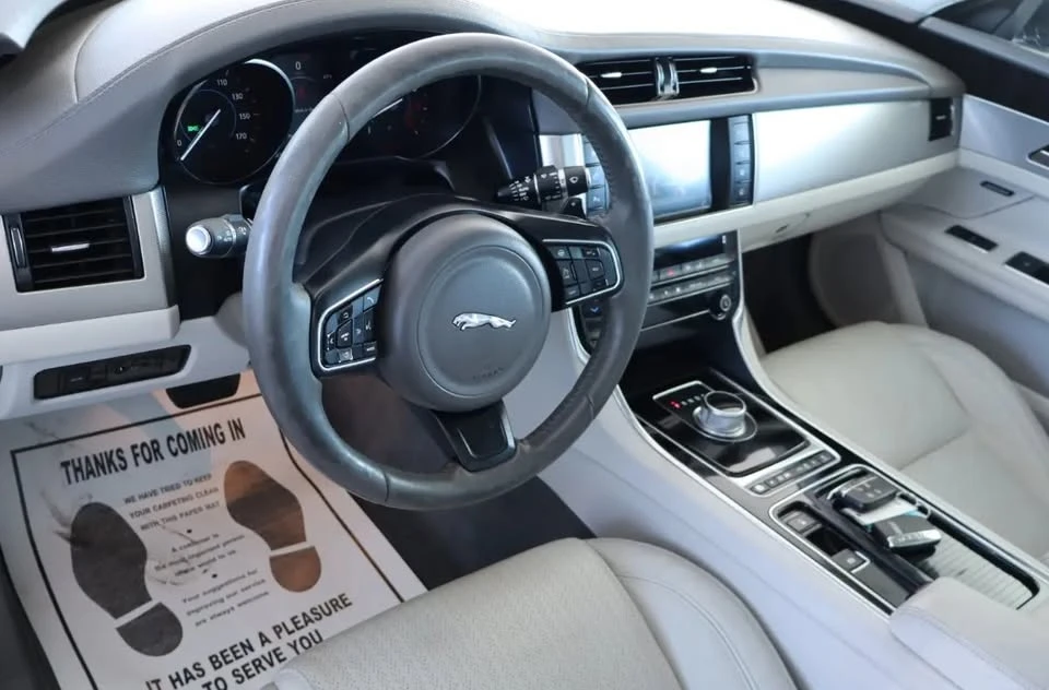 2016 Jaguar X260 XF - Image 3 of 4