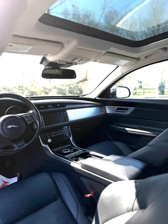 2016 Jaguar X260 XF - Image 12 of 14