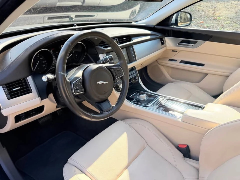 2016 Jaguar X260 XF - Image 13 of 20