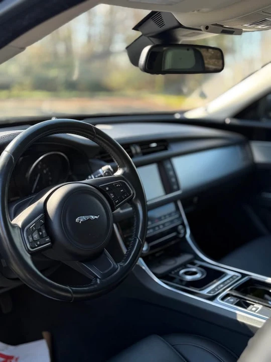 2016 Jaguar X260 XF - Image 7 of 14
