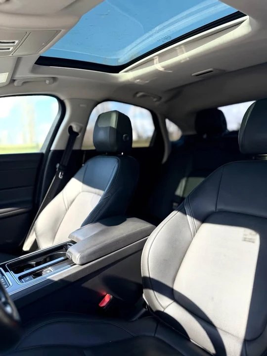 2016 Jaguar X260 XF - Image 8 of 14