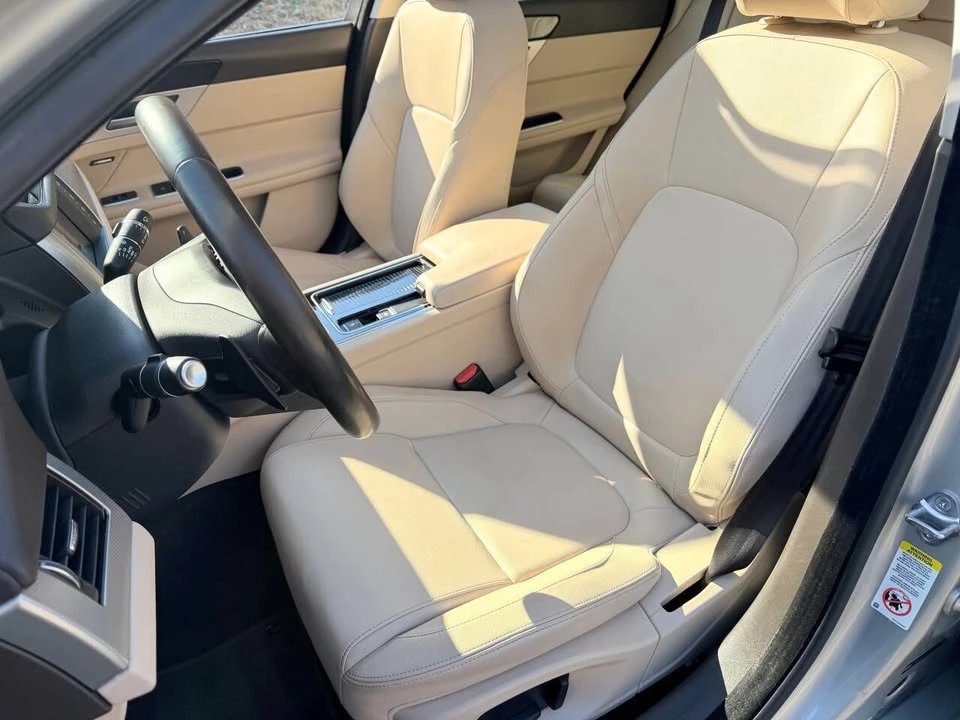 2016 Jaguar X260 XF - Image 14 of 20
