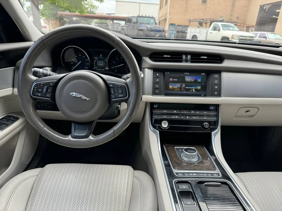 2016 Jaguar X260 XF - Image 15 of 17