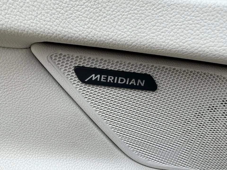 2016 Jaguar X260 XF - Image 17 of 17